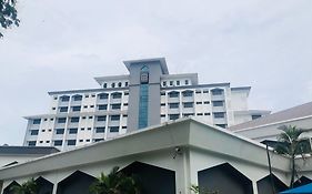 Raia Hotel Kota Kinabalu